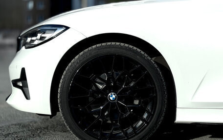 BMW 3 серия, 2019 год, 2 850 000 рублей, 10 фотография