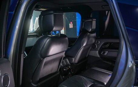 Land Rover Range Rover IV рестайлинг, 2019 год, 6 321 000 рублей, 14 фотография