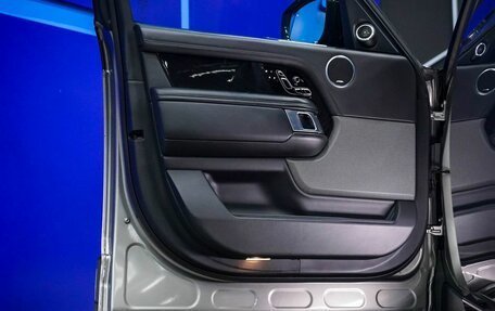 Land Rover Range Rover IV рестайлинг, 2019 год, 6 321 000 рублей, 15 фотография