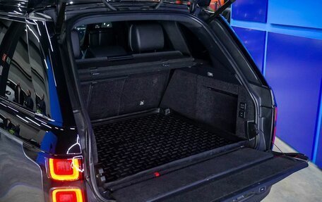 Land Rover Range Rover IV рестайлинг, 2019 год, 6 321 000 рублей, 9 фотография