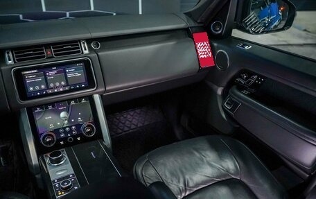Land Rover Range Rover IV рестайлинг, 2019 год, 6 321 000 рублей, 27 фотография