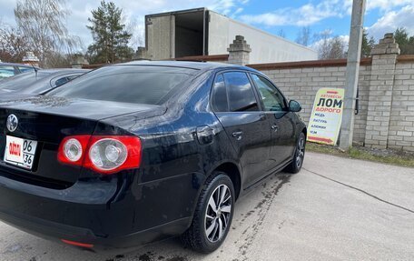 Volkswagen Jetta VI, 2008 год, 500 000 рублей, 6 фотография