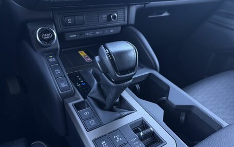 Toyota Land Cruiser Prado, 2024 год, 9 500 000 рублей, 13 фотография