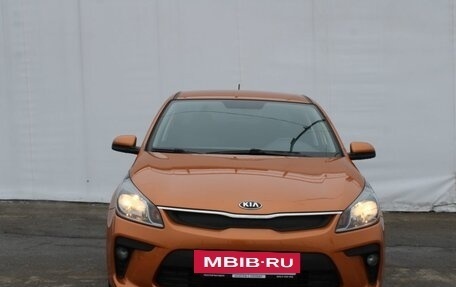 KIA Rio III рестайлинг, 2017 год, 1 380 000 рублей, 2 фотография