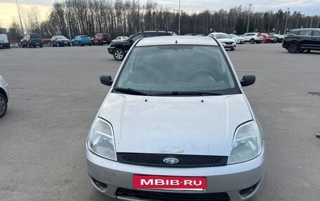 Ford Fiesta, 2005 год, 210 000 рублей, 3 фотография