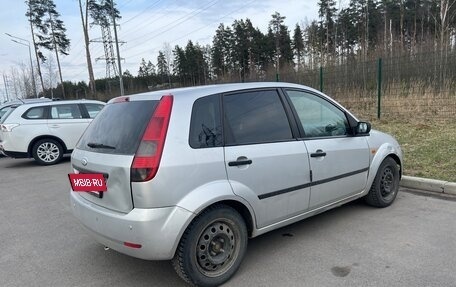 Ford Fiesta, 2005 год, 210 000 рублей, 5 фотография