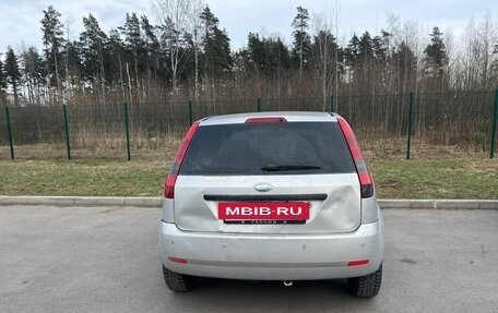 Ford Fiesta, 2005 год, 210 000 рублей, 6 фотография