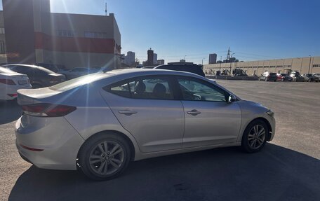 Hyundai Elantra VI рестайлинг, 2017 год, 790 000 рублей, 4 фотография