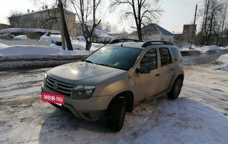 Renault Duster I рестайлинг, 2014 год, 800 000 рублей, 5 фотография