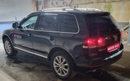 Volkswagen Touareg III, 2008 год, 900 000 рублей, 4 фотография