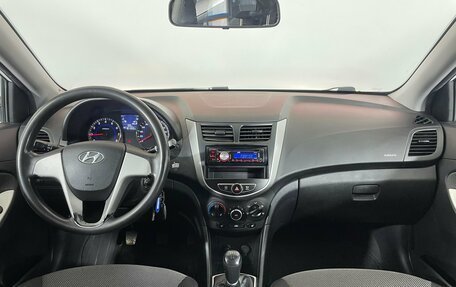 Hyundai Solaris II рестайлинг, 2013 год, 710 000 рублей, 10 фотография