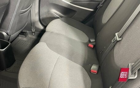 Hyundai Solaris II рестайлинг, 2013 год, 710 000 рублей, 19 фотография