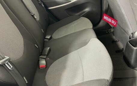 Hyundai Solaris II рестайлинг, 2013 год, 710 000 рублей, 20 фотография