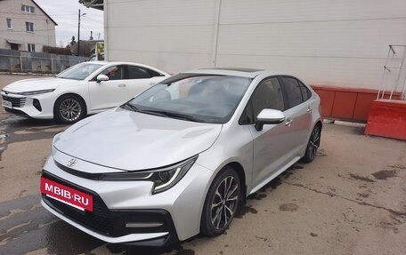 Toyota Corolla, 2022 год, 2 300 000 рублей, 2 фотография