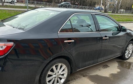 Toyota Camry, 2014 год, 1 050 000 рублей, 2 фотография