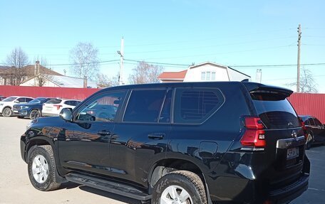 Toyota Land Cruiser Prado 150 рестайлинг 2, 2019 год, 6 300 000 рублей, 4 фотография