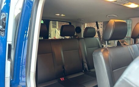 Volkswagen Caravelle T6 рестайлинг, 2018 год, 2 680 000 рублей, 10 фотография