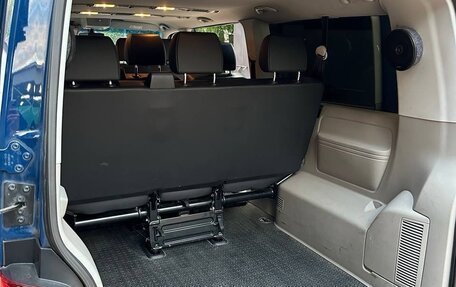 Volkswagen Caravelle T6 рестайлинг, 2018 год, 2 680 000 рублей, 17 фотография