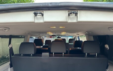 Volkswagen Caravelle T6 рестайлинг, 2018 год, 2 680 000 рублей, 18 фотография