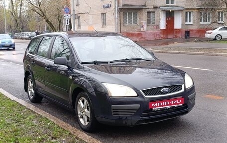 Ford Focus II рестайлинг, 2005 год, 335 000 рублей, 2 фотография