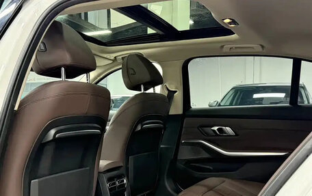 BMW 3 серия, 2023 год, 3 122 000 рублей, 10 фотография