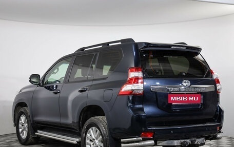 Toyota Land Cruiser Prado 150 рестайлинг 2, 2014 год, 3 499 000 рублей, 7 фотография