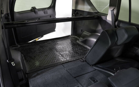 Toyota Land Cruiser Prado 150 рестайлинг 2, 2014 год, 3 499 000 рублей, 26 фотография