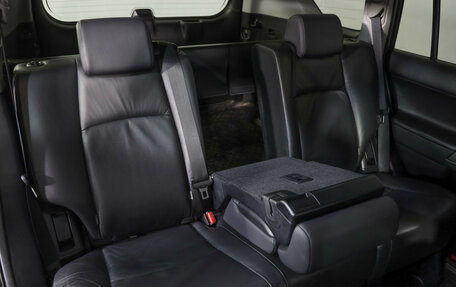 Toyota Land Cruiser Prado 150 рестайлинг 2, 2014 год, 3 499 000 рублей, 25 фотография