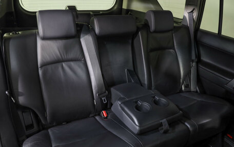 Toyota Land Cruiser Prado 150 рестайлинг 2, 2014 год, 3 499 000 рублей, 24 фотография