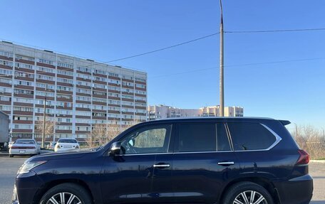Lexus LX III, 2017 год, 7 550 000 рублей, 3 фотография