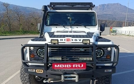 Land Rover Defender I, 2012 год, 3 250 000 рублей, 6 фотография