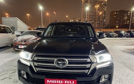 Toyota Land Cruiser 200, 2018 год, 8 500 000 рублей, 6 фотография