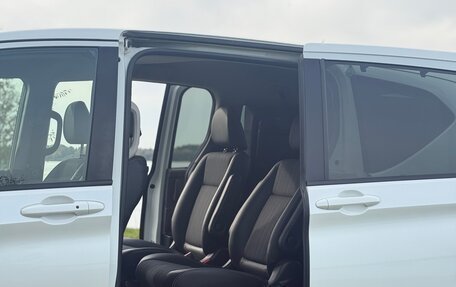 Honda Freed II, 2018 год, 1 670 000 рублей, 8 фотография