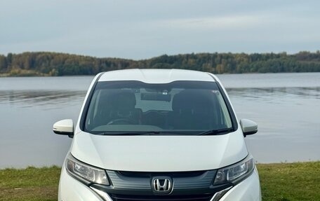 Honda Freed II, 2018 год, 1 670 000 рублей, 4 фотография