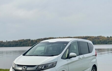 Honda Freed II, 2018 год, 1 670 000 рублей, 5 фотография