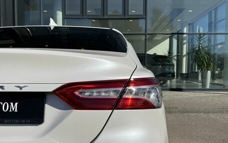 Toyota Camry, 2020 год, 3 240 000 рублей, 10 фотография