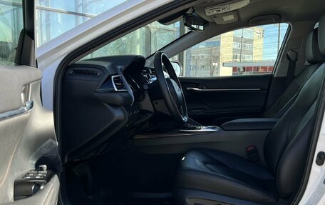 Toyota Camry, 2020 год, 3 240 000 рублей, 15 фотография