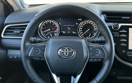 Toyota Camry, 2020 год, 3 240 000 рублей, 20 фотография