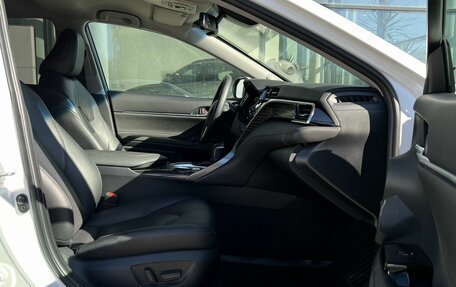 Toyota Camry, 2020 год, 3 240 000 рублей, 30 фотография