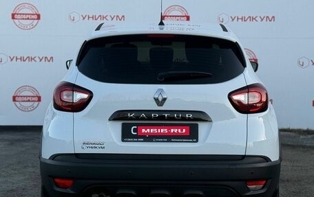 Renault Kaptur I рестайлинг, 2018 год, 1 669 000 рублей, 4 фотография