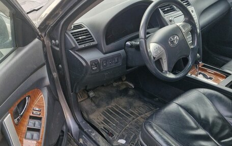 Toyota Camry, 2010 год, 729 000 рублей, 3 фотография