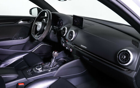 Audi RS 3, 2019 год, 4 200 000 рублей, 11 фотография