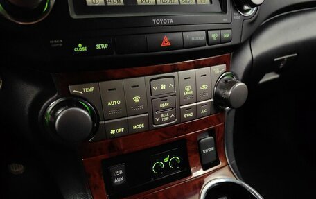 Toyota Highlander III, 2011 год, 1 698 000 рублей, 15 фотография