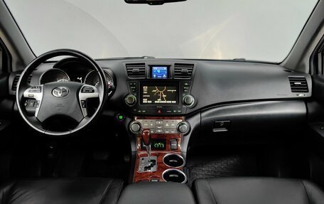 Toyota Highlander III, 2011 год, 1 698 000 рублей, 12 фотография