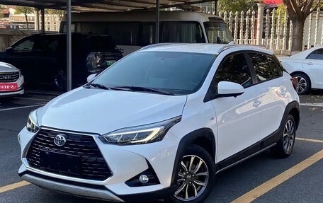 Toyota Yaris XP150 рестайлинг, 2023 год, 1 321 000 рублей, 1 фотография