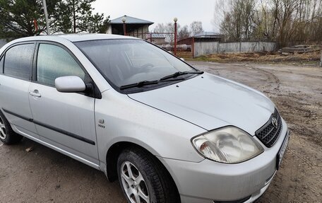 Toyota Corolla, 2004 год, 410 000 рублей, 3 фотография
