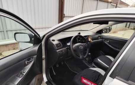 Toyota Corolla, 2004 год, 410 000 рублей, 7 фотография