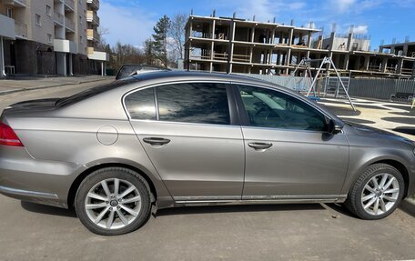 Volkswagen Passat B7, 2012 год, 600 000 рублей, 3 фотография