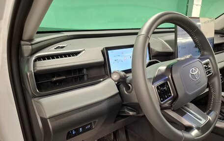 Toyota RAV4, 2026 год, 4 500 000 рублей, 15 фотография