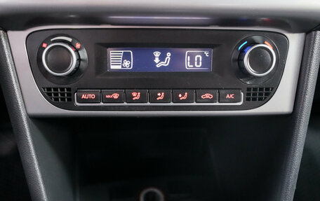 Volkswagen Polo VI (EU Market), 2016 год, 985 000 рублей, 14 фотография